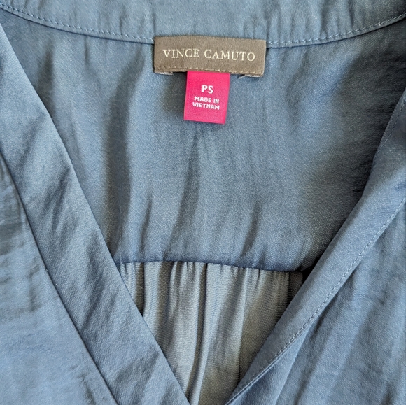 Vince Camuto Blouse - Picture 2 of 4